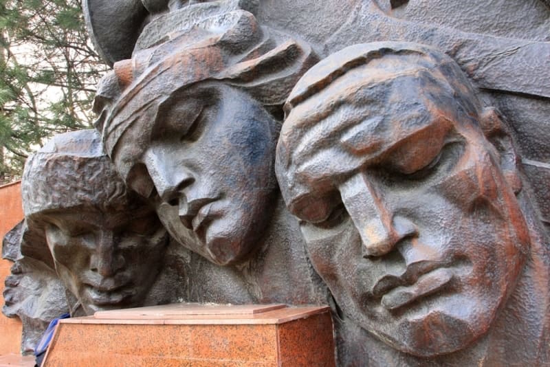 High relief "Oath."