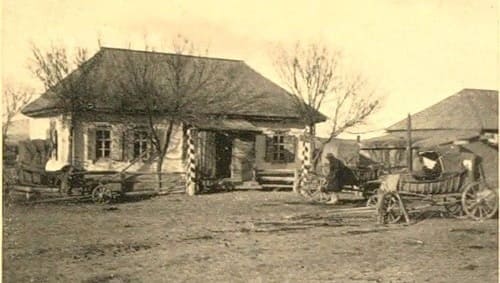 Chingildy. Semirechye Region. Post station. Chingildinsky Cossack outpost. 1907. Book: “Travel & Sport in Turkestan” (1910). John Nicholas Price Wood. A post station (or picket) building in the Semirechye region, situated between Chingildy and Koibyn stations on road to Zharkent, a town near the Chinese border.
