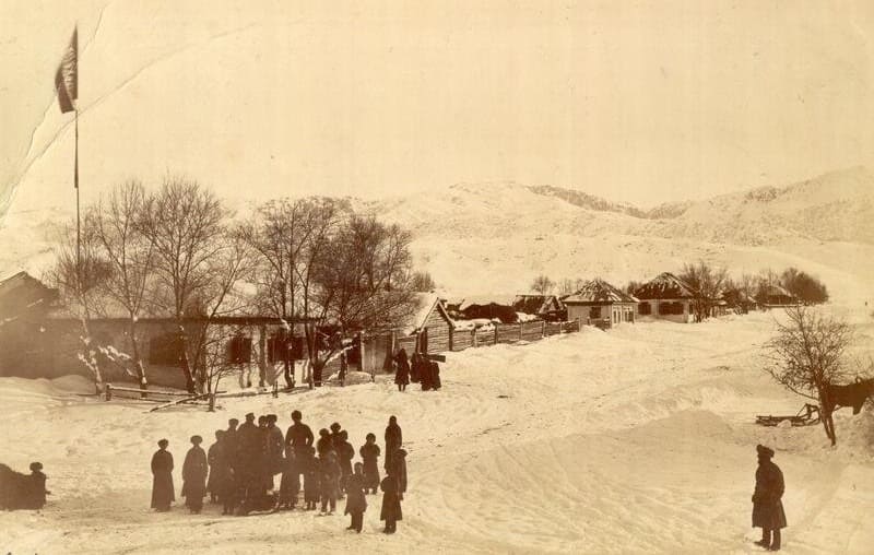 View of a street in the village of Lepsinskaya. January 1885. Unknown photographer. From the collection of the Omsk State Museum of History and Local Lore.