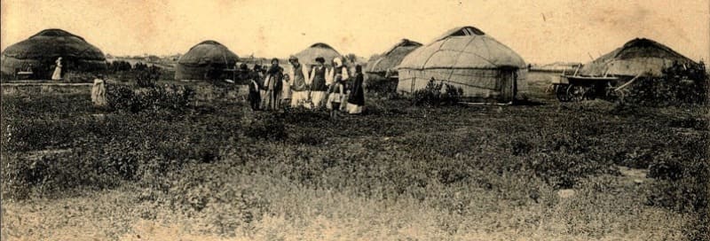 Aul in the steppe. S. M. Dudin. Akmola region. 1899