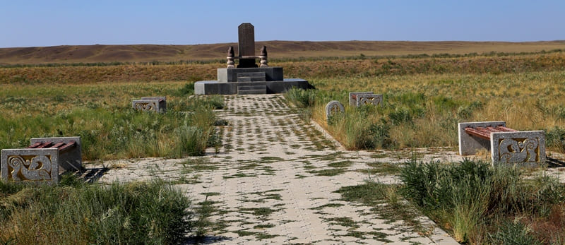 The ancient settlement of Khan-ordasy.