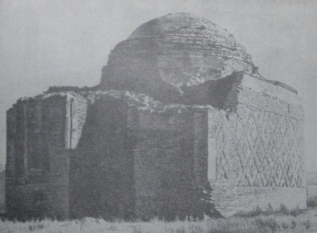 Мавзолей Алаша-хана. XI - XII век.