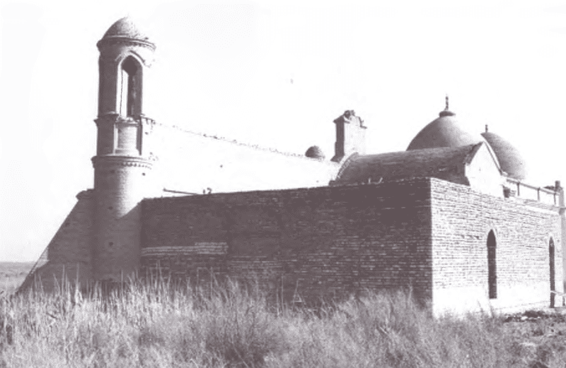 Kogam. Mausoleum-mosque of Arystan-Bab. 1900’s. View from south-west. Photo by A.P. Rasskazov. 1981. Photograph from the book: B.A. Baitanaev, Yu.A. Yolgin. "Religious Architecture of Southern Kazakhstan...", 2013.
