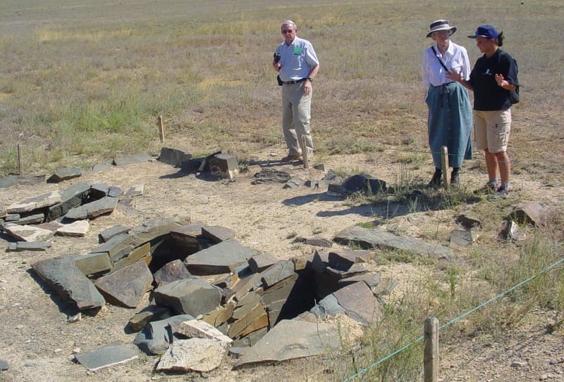 Karakuduk burial ground. Tamgaly valley. Photo by A. Petrov. 04.12.2002.