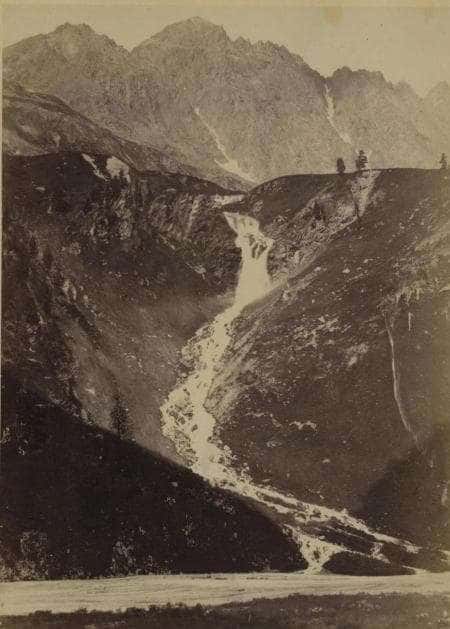 Катунский (Коккольский) водопад. Фотография Л. К. Полторацкой. 1870-е годы.