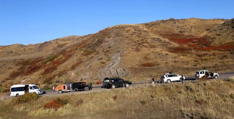 On way to Altyn-Emel Pass.