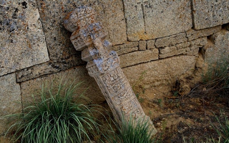 On the Northern Cliff of the Ustyurt Plateau, kulpytases (Kazakh: kulpytas) are often found in cemeteries. These are a type of historical tombstone found in Western Kazakhstan, a stele in the form of a slab or pillar with four or eight sides. The height of a kulpytas varies from 70 cm to 3.7 meters.