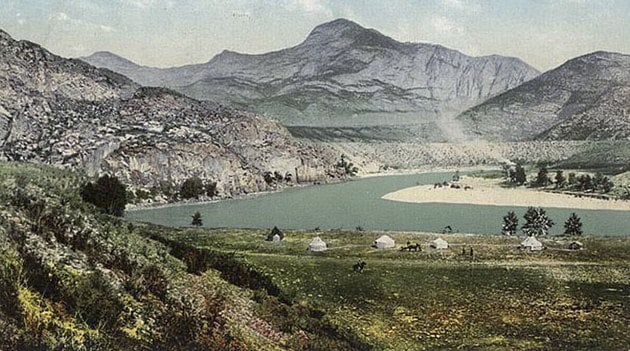 Yurts of Kazakhs in the valley of the middle reaches of the Katun River near Maly Yaloman.