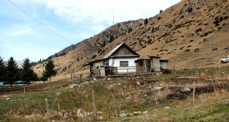 House of cattle breeders in Altyn-Arashan resort.