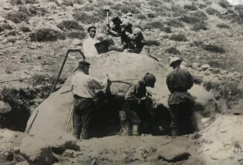 Preparing stone for the monument to N.M. Przhevalsky on the shore of Lake Issyk-Kul. 1889.