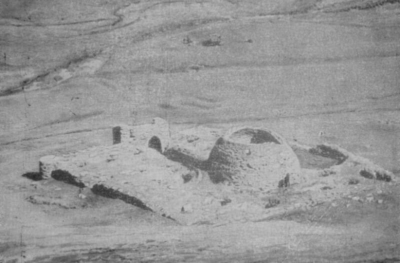 General view of Tash-Rabat. Photographs from the book "In the Footsteps of Cultural and Historical Monuments of Kyrgyzstan". V.M. Masson, V.M. Ploskikh. Ilim Publishing House, Frunze, 1982.