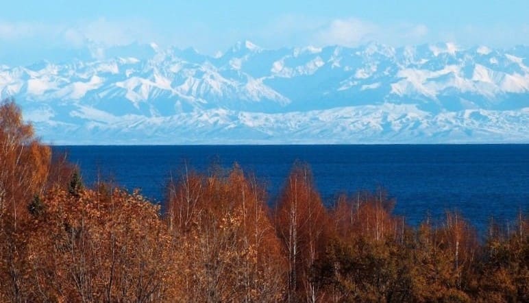 Lake Issyk-Kul and its basin are a favorable location for the construction of resorts, sanatoriums, rest homes, pioneer and tourist camps, etc.