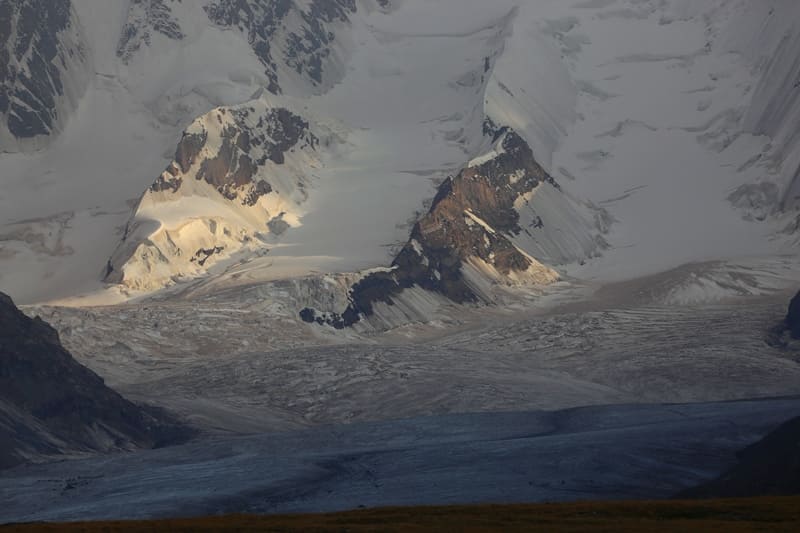 Best time for expeditions and observations to Kyzyl-Asker West Glacier is short high-altitude summer: from late July to early September.