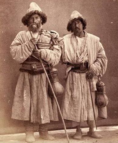 Turkestan Album: 1871-1872. Kalanders, mendicant dervishes, Muslim monks; the order was founded in the XIIIth century by the Arab Yusuf. Dervishes can be wandering or living in monasteries (tekie, khanaka) under the leadership of a sheikh, the guardian of order and the community's rules.