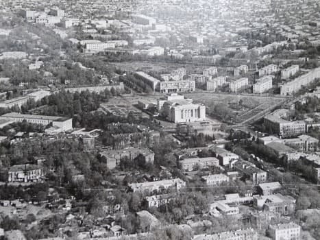 Dushanbe, 70s of the last century. Pictured: State Academic Opera and Ballet Theatre. Aini and one of the most beautiful squares of the republics of Central Asia - the square named after the 800th anniversary of Moscow.