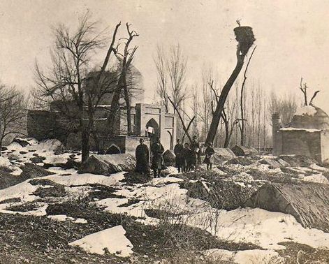 Mausoleum of Sheikh Khovendi at-Takhur (Sheikhantaur). Photo of the late XIXth century.