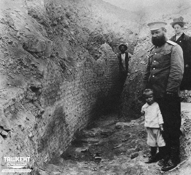 Samarkand, 1908. Archaeologist Vasily Lavrentyevich Vyatkin during excavations at the Ulugh Beg Observatory.