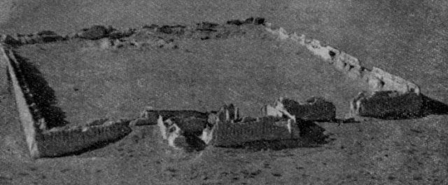 Ruins of the Dzhanbas kala fortress. 1948.