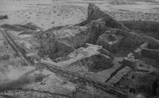 Excavation of the Yakke Parsan settlement.