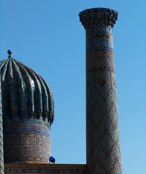"Sherdor" translates from Tajik as "madrasah with lions." It received this name due to the unique mosaic images of fantastical beasts (tigers or lions) chasing deer on the building's portal.