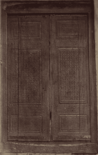 Tillya-Kari Madrasah. Main façade (southern side). Door to the courtyard.