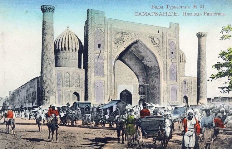 Samarkand. Sherdor Madrasah, 1900-1910. https://www.instagram.com/p/C3txRSJiGT9/