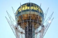 Astana Baiterek. Тhе construction is 150 meters high. At the height of 97 meters there is аn observation place.