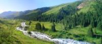 Аксу река в Джунгарском Алатау.