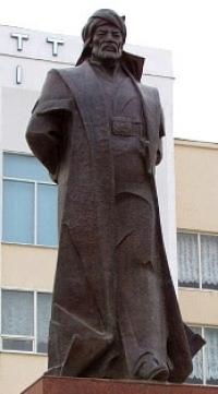 Памятник Мухаммед Хайдар Дулати в Таразе.