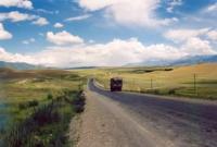 Road from Toruguart Pass to Natyn of town.