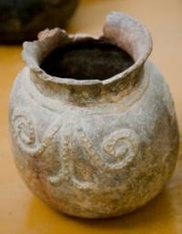 Ceramic vessel. XIX century.