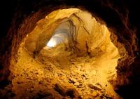 Cave Utebai.