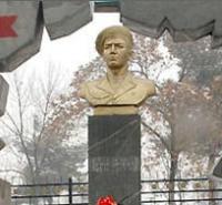 Памятник Александру Мироненко в Душанбе