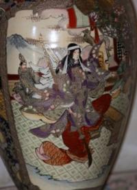 Painting on a vase in the White hall of palace Sitorai-Mokhi-Khosa.