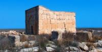 Kenty Baba Necropolis.