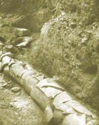 Water pipe in the fortress of Sairam.
