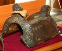 Saddle.