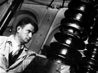 I.V. Kurchatov on a high-voltage installation. LPTI. 1934.