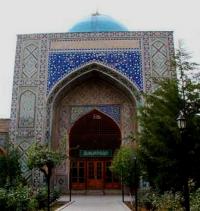 Абдулатифа Султана мечеть-медресе в Истаравшане.