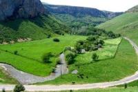 In the canyon Mashat.