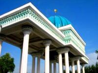 Парк Алишера Навои в городе Андижан.