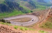 Pass Kamchik on road from Tashkent to Kokand.