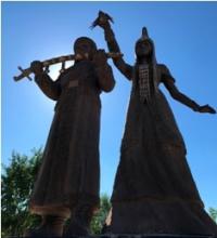 Памятник Козы-Корпеш и Баян-Сулу.