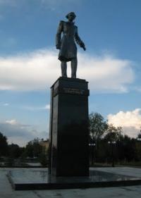 Памятник Шокану Валиханову в Кокшетау.