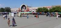 Market in town of Penjikent.