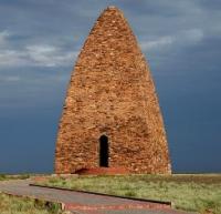 Mausoleum of Bayan-Sulu and Kozy-Korpesh. Photo 2012.