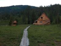 The guest house on lake Yazevoe.