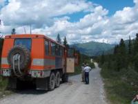 On the road to Rakhmany lake.