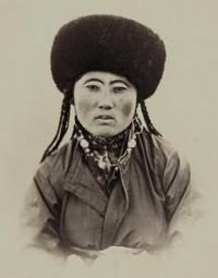Казахские женские головные уборы.