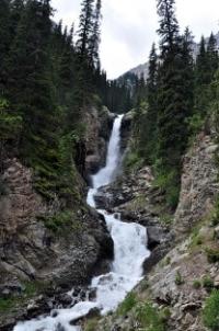Falls on the river Barskoon.